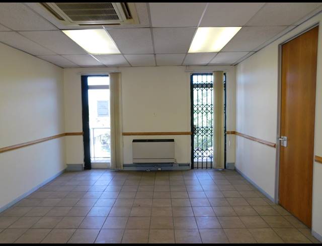 125M² OFFICE TO LET IN BORDEAUX